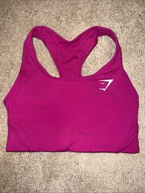 XS Magenta GymShark racer back sports bra